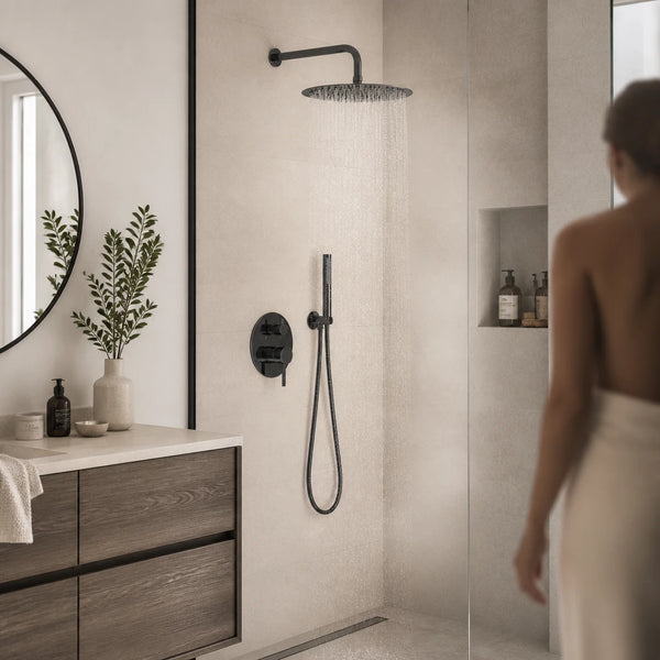 Tête de douche encastrée ronde noire de 30 cm sur bras rond de 32 cm